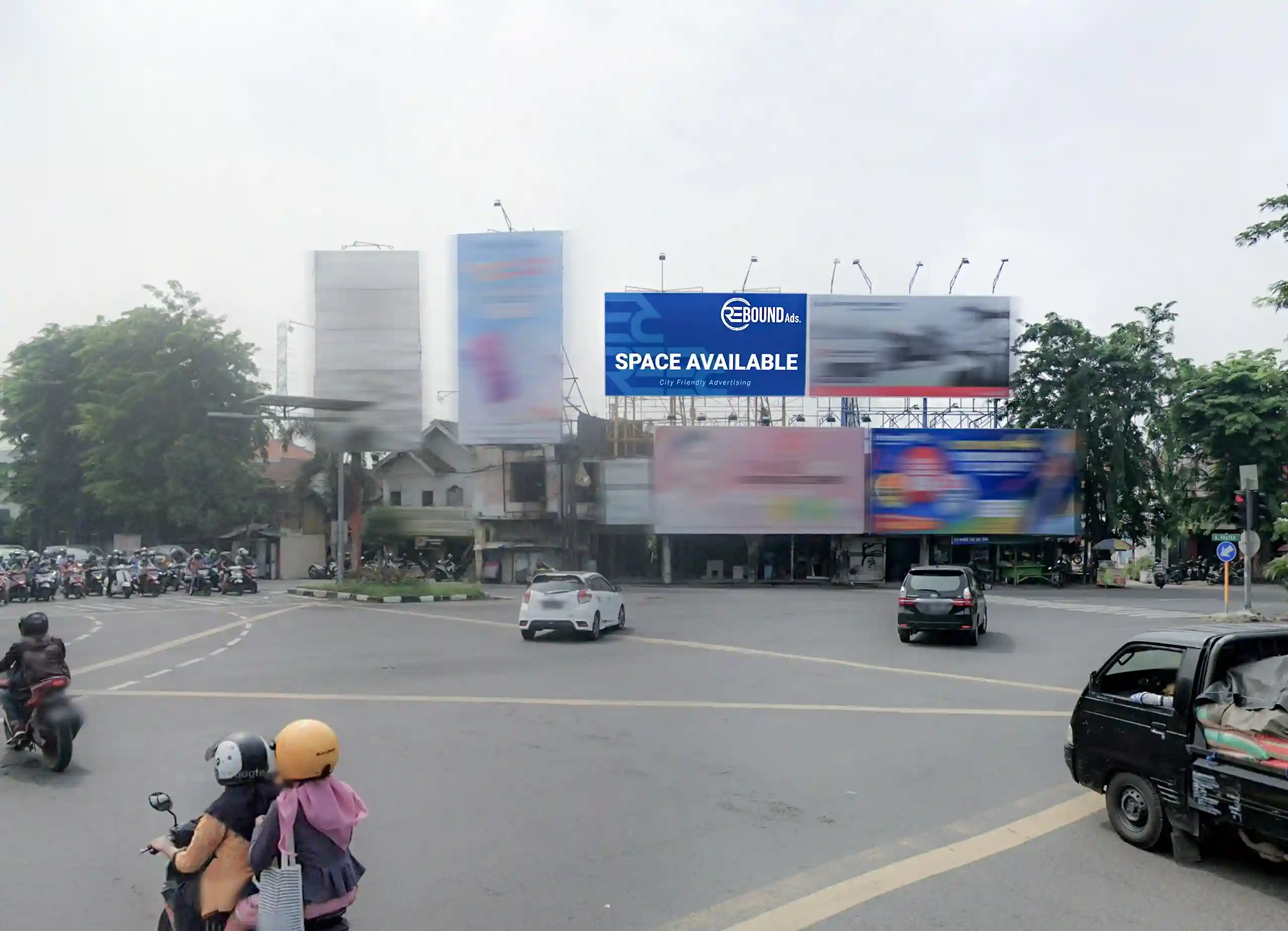 Tingkatkan Visibilitas Lokal Bisnis Anda di Surabaya dengan Billboard!