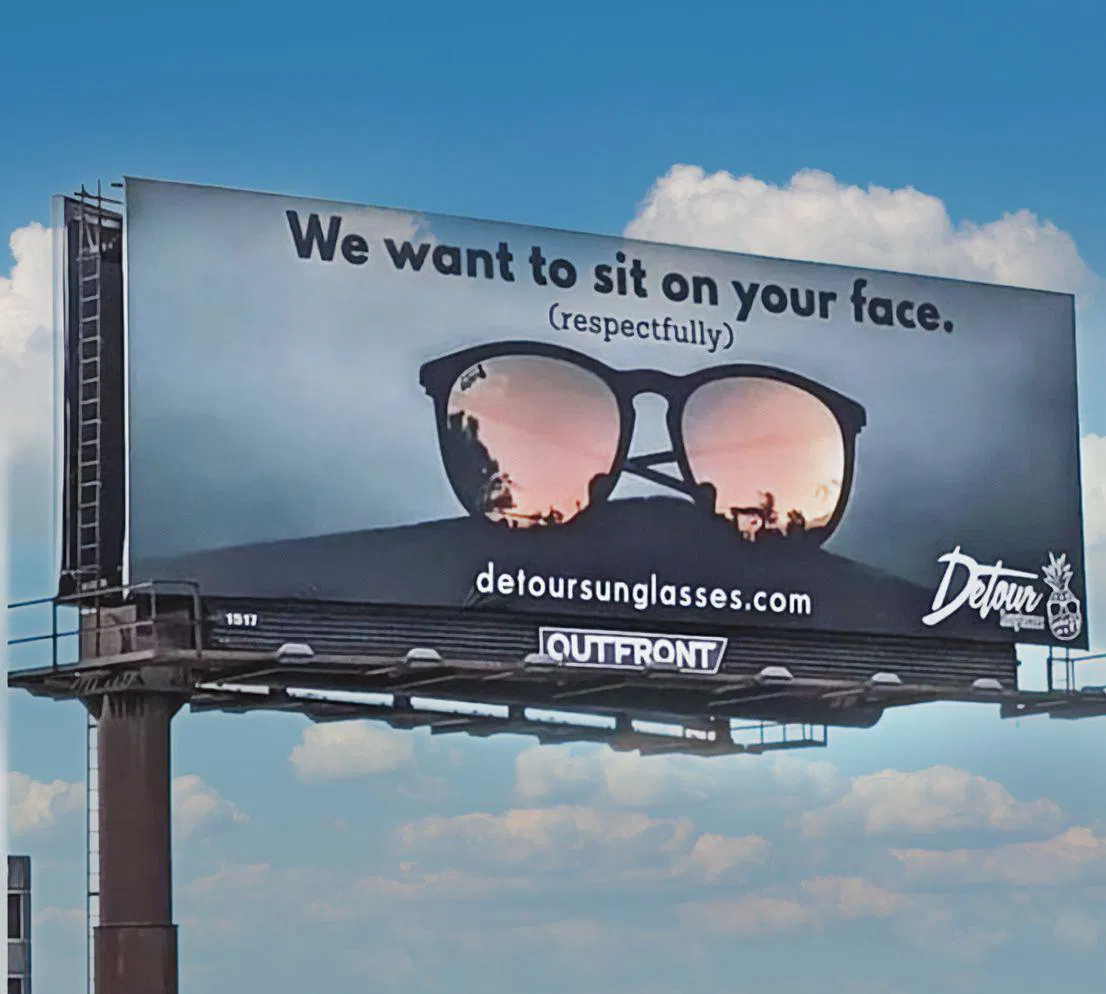Daftar Kesalahan Copywriting yang Dapat Menjadikan Iklan Billboard Tidak Menarik