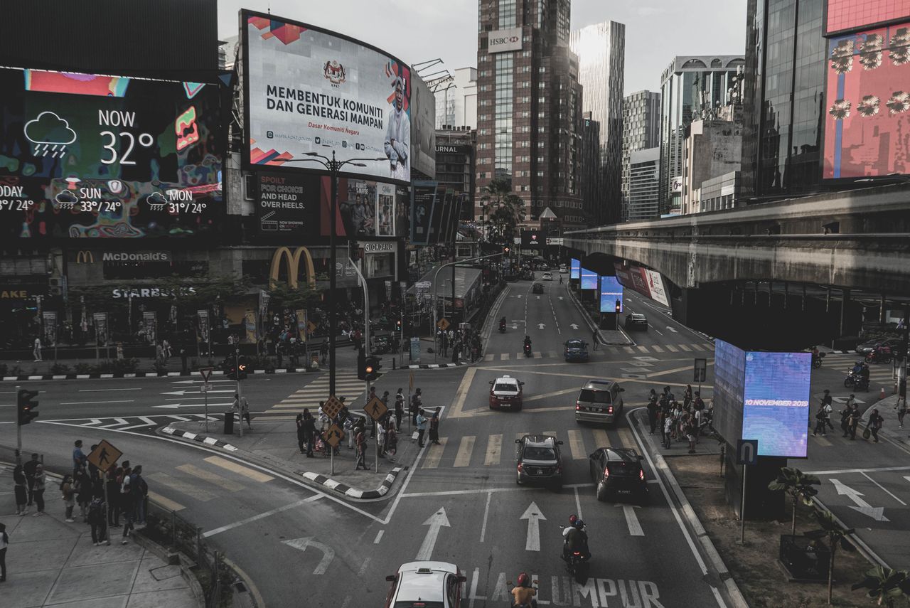 Kesalahan Menentukan Lokasi Billboard Berdasarkan Jumlah Kendaraan Saja